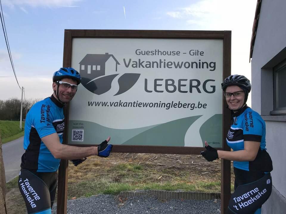 fietsers klaar op de Leberg